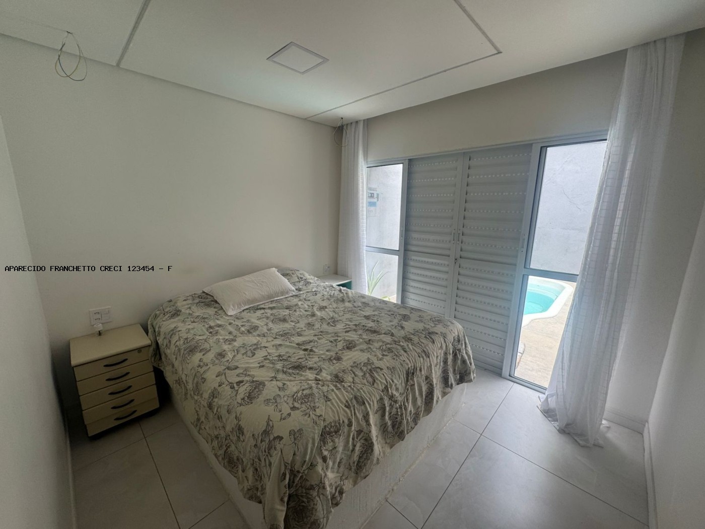 Casa à venda com 2 quartos, 1 suíte, 2 vagas e 200m² no Parque dos Cocais, Valinhos (SP) — foto 10 de 19