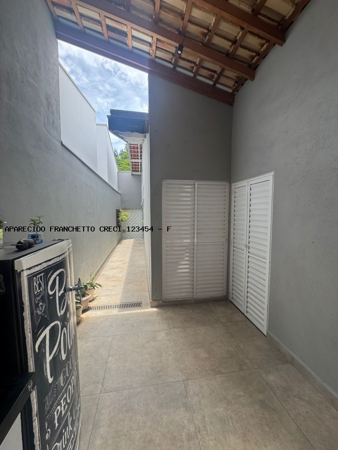 Casa à venda com 2 quartos, 1 suíte, 2 vagas e 200m² no Parque dos Cocais, Valinhos (SP) — foto 15 de 19