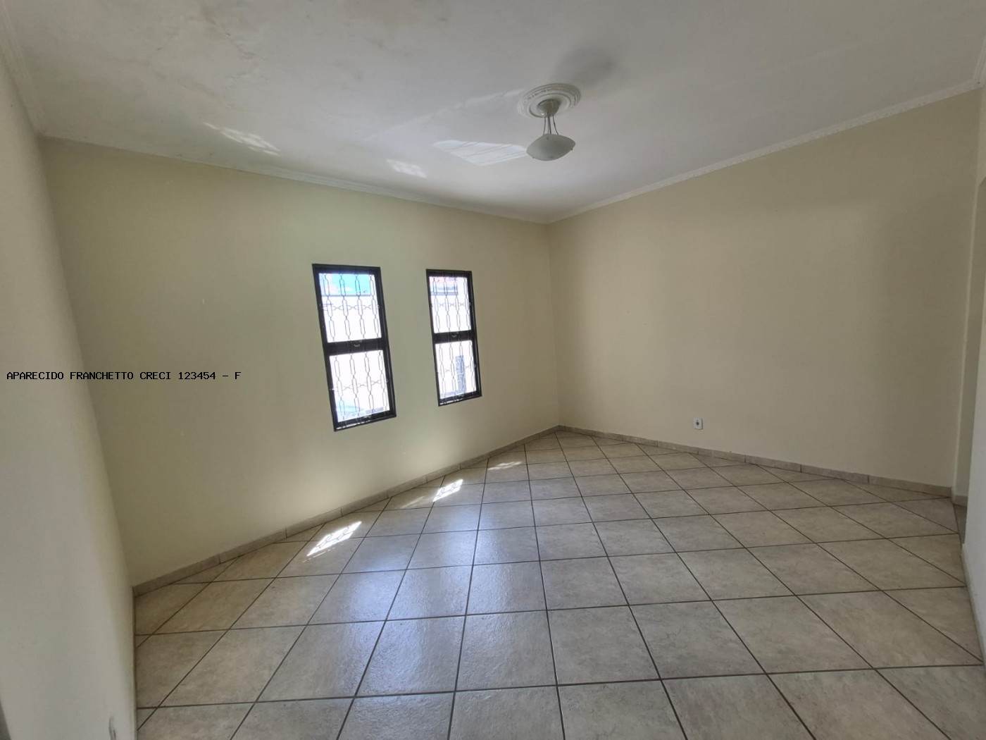 Casa à venda com 2 quartos, 2 banheiros, 3 vagas e 300m² no Jardim Do Lago, Campinas (SP) — foto 7 de 21