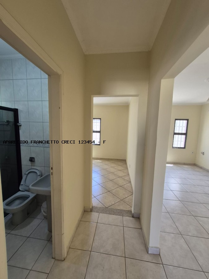Casa à venda com 2 quartos, 2 banheiros, 3 vagas e 300m² no Jardim Do Lago, Campinas (SP) — foto 10 de 21