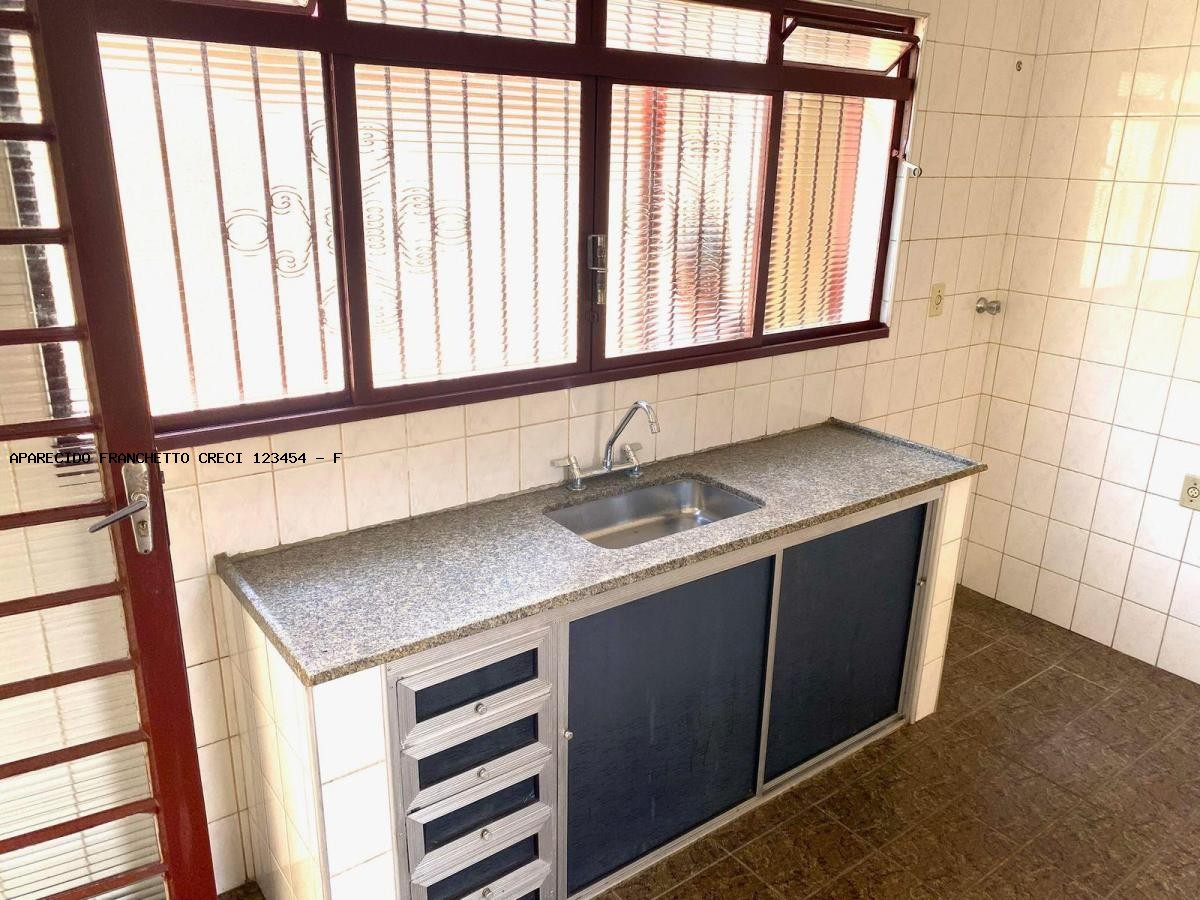 Casa à venda com 3 quartos, 1 suíte, 4 vagas e 290m² no Jardim Yeda, Campinas (SP) — foto 9 de 20