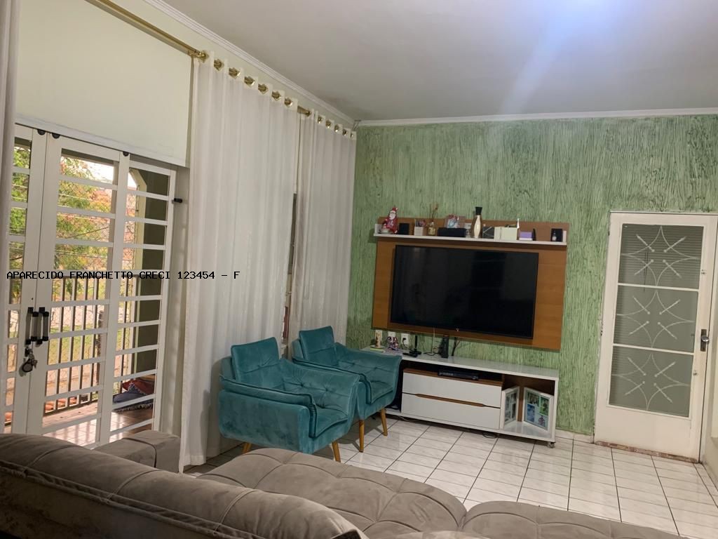 Casa à venda com 3 quartos, 2 banheiros, 4 vagas e 300m² no Jardim Carlos Lourenço, Campinas (SP) — foto 10 de 28