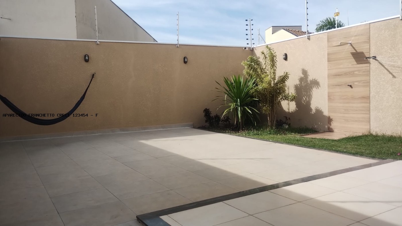 Casa à venda com 3 quartos, 3 banheiros, 4 vagas e 221m² no Residencial Parque da Fazenda, Campinas (SP) — foto 24 de 30