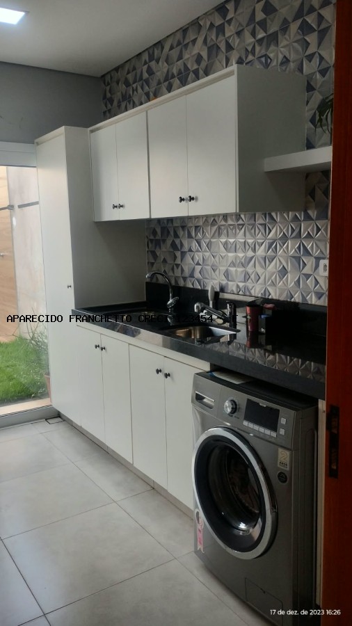 Casa à venda com 3 quartos, 3 banheiros, 4 vagas e 221m² no Residencial Parque da Fazenda, Campinas (SP) — foto 21 de 30