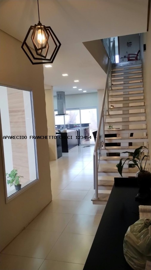 Casa à venda com 3 quartos, 3 banheiros, 4 vagas e 221m² no Residencial Parque da Fazenda, Campinas (SP) — foto 10 de 30