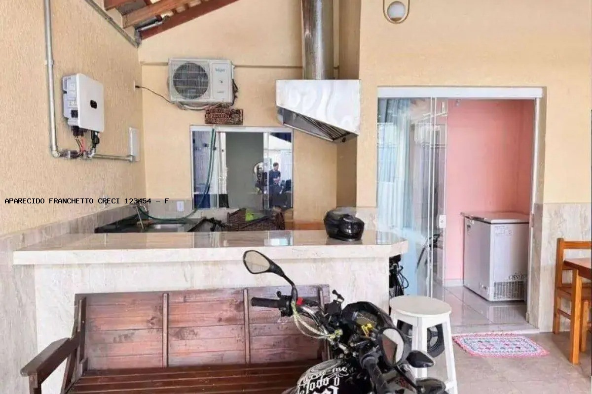 Casa à venda com 4 quartos, 1 suíte, 2 vagas e 180m² no Jardim Francisca, Campinas (SP) — foto 3 de 20