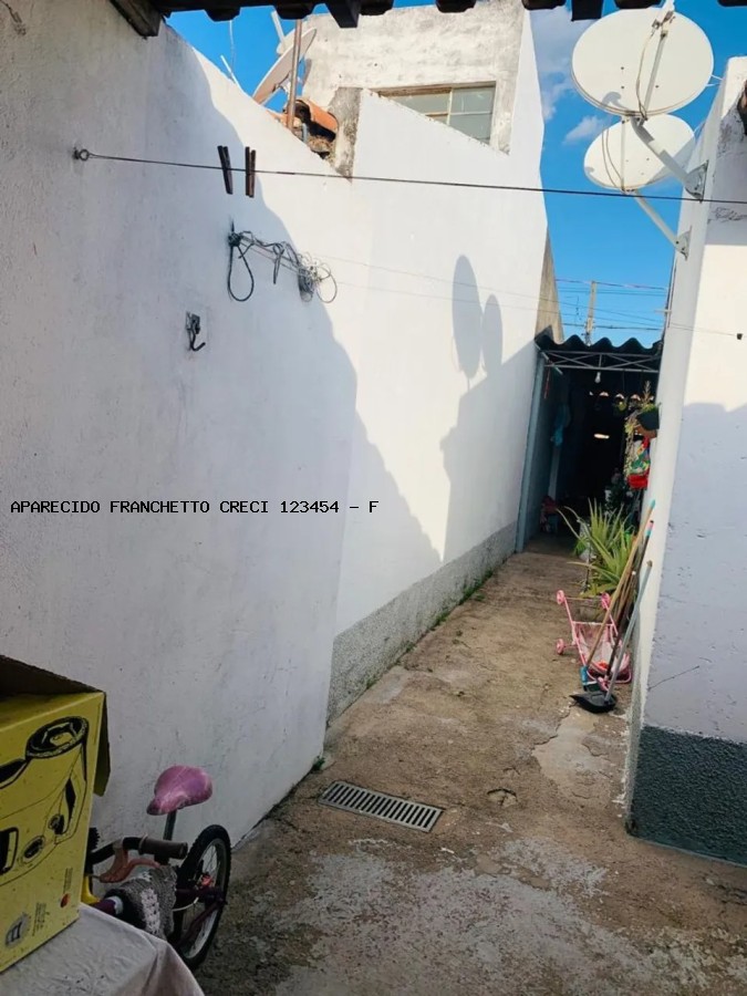 Casa à venda com 3 quartos, 1 banheiro, 3 vagas e 56m² no Conjunto Habitacional Vila Réggio, Campinas (SP) — foto 10 de 15