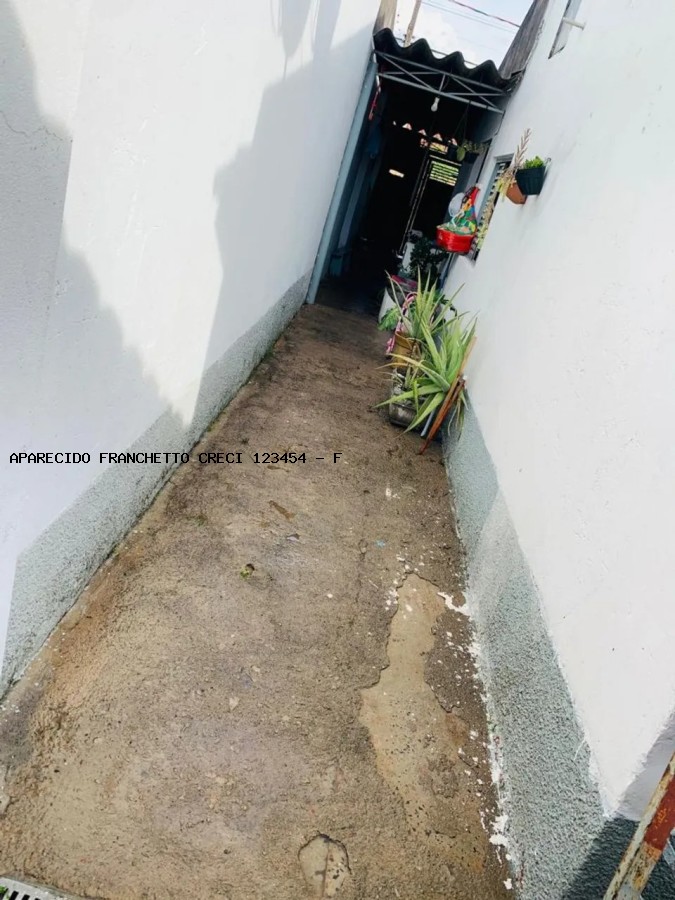 Casa à venda com 3 quartos, 1 banheiro, 3 vagas e 56m² no Conjunto Habitacional Vila Réggio, Campinas (SP) — foto 9 de 15