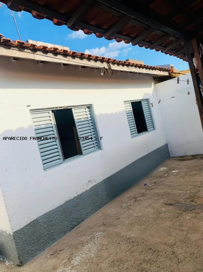 Casa à venda com 3 quartos, 1 banheiro, 3 vagas e 56m² no Conjunto Habitacional Vila Réggio, Campinas (SP) — foto 12 de 15